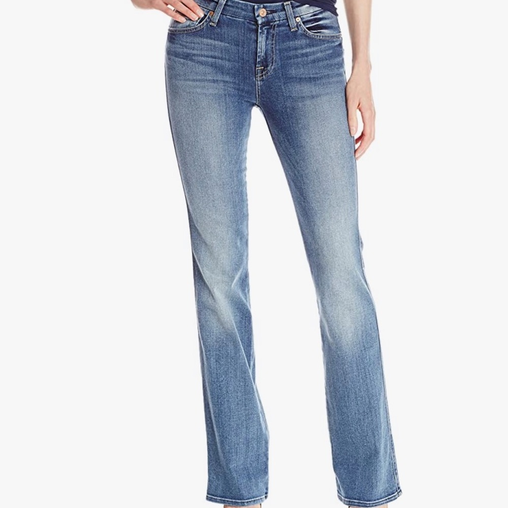 Distressed vintage low rise Seven brand bootcut jeans size 27